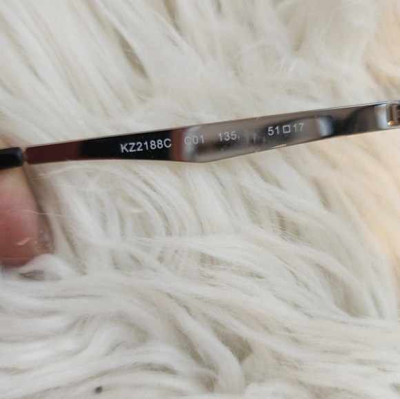 KENZO PRESCRIPTION GLASSES SELL THIS FOR THE FRAME. GREAT CONDITON - Picture 6 of 11